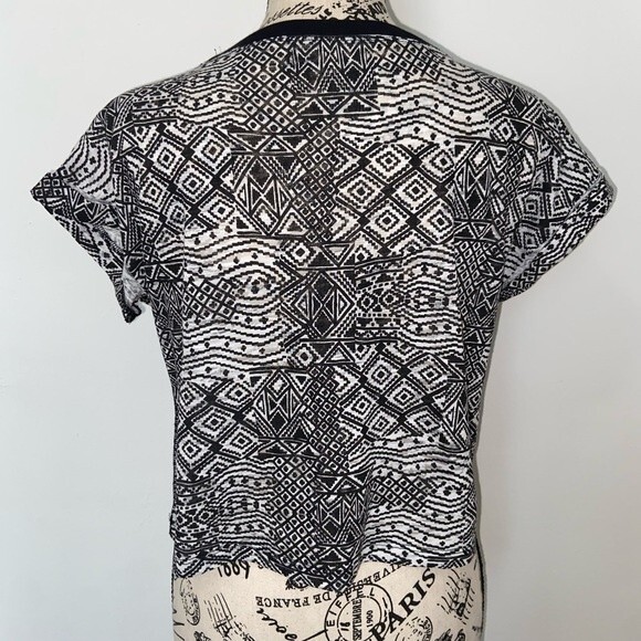 Aéropostale Tribal Crop Top Tee - Picture 4 of 11